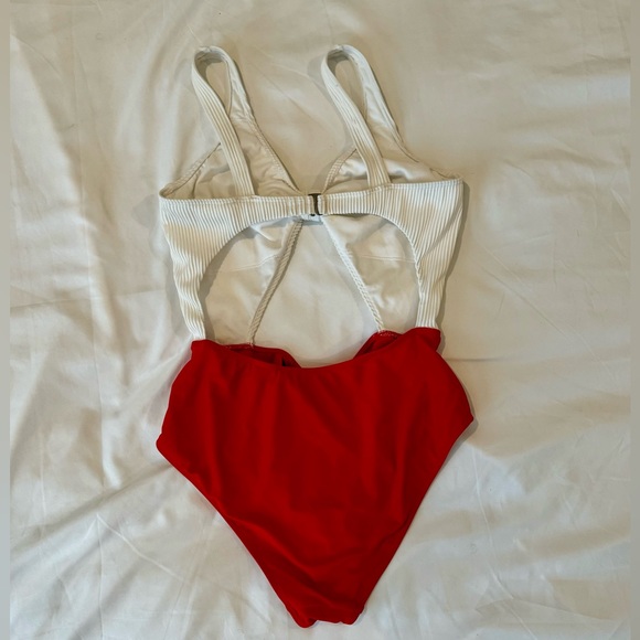 Hollister One-piece Ribbed Swimsuit Red White - Picture 2 of 3